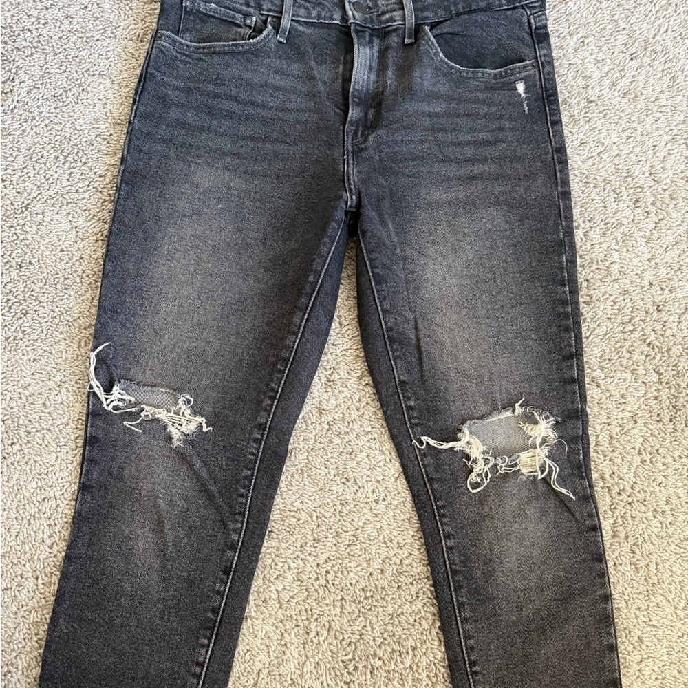 Levi’s 721 High-Rise Skinny Distressed Black Jeans